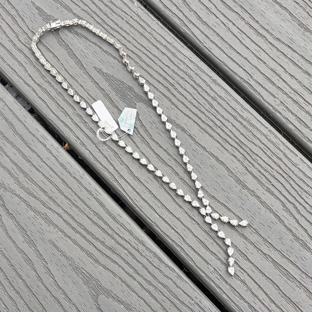 ❄️ Swarovski Silver Crystal Necklace